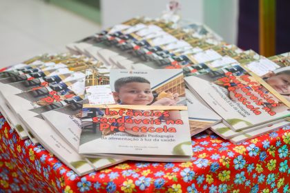Almanaque Infâncias saudáveis na pré-escola é lançado pela Semed para apoiar hábitos alimentares na rede municipal