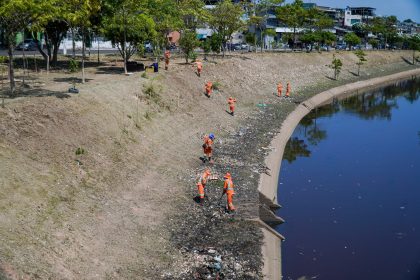 Prefeitura amplia serviços de limpeza de Manaus com 1.291 garis em mais de 70 pontos