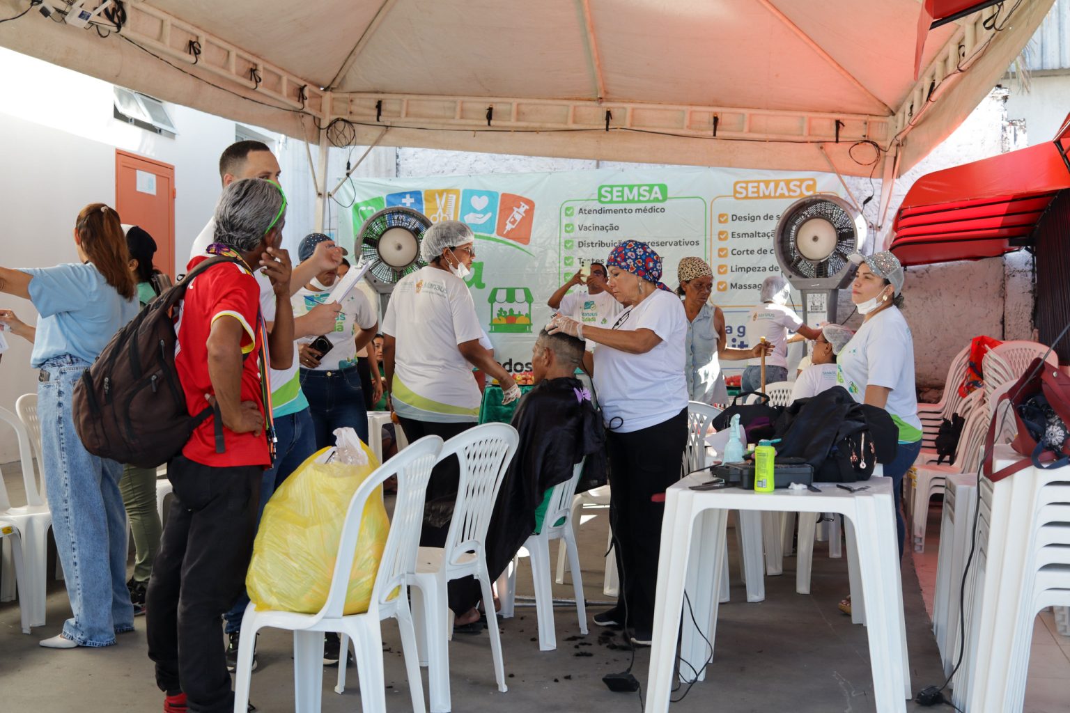 Prefeitura de Manaus realiza Viva Feira na feira do Produtor com 157 atendimentos em 25/8
