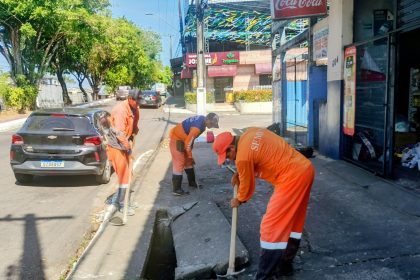 Prefeitura de Manaus recupera caixa coletora na rua Goiânia, bairro Redenção, zona Centro-Oeste para garantir escoamento das águas das chuvas