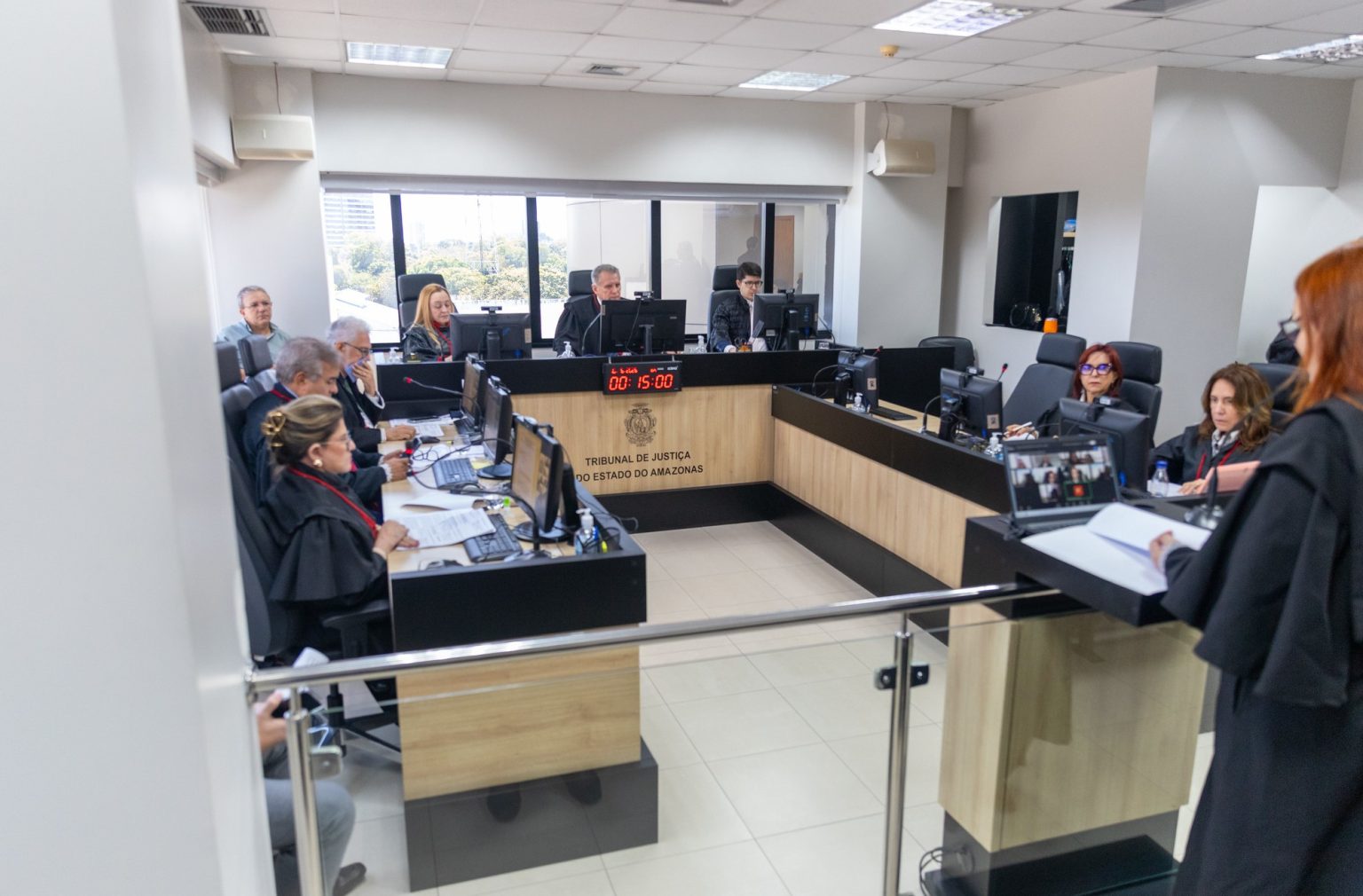 Tribunal de Justiça do Amazonas mantém indenização por overbooking em pacote turístico de 17 estrangeiros