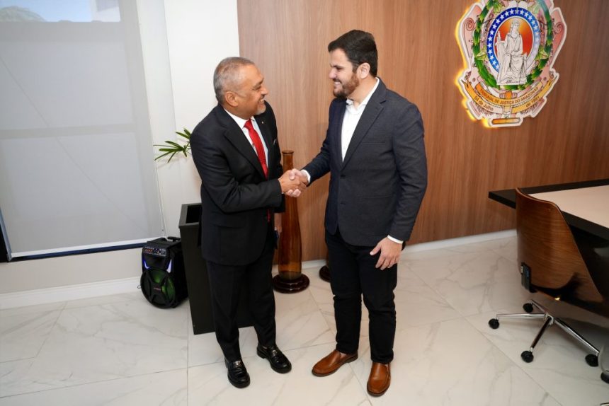Renato Junior reforça parceria entre Prefeitura de Manaus e TJ-AM para avançar em projetos de infraestrutura na capital
