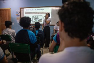 Tribunal de Justiça do Amazonas leva informação sobre violência digital a escola no Mauazinho em 18/8