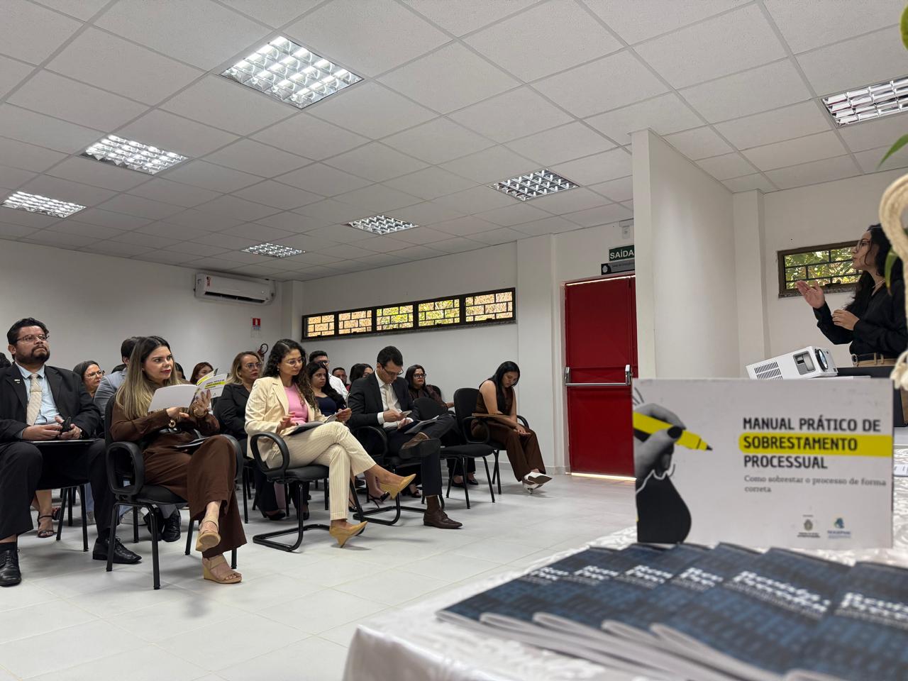Tribunal de Justiça do Amazonas realiza oficinas sobre precedentes para celeridade e uniformidade das decisões