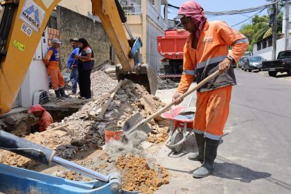 Prefeitura de Manaus inicia recuperação da rede de drenagem em trecho de 10 metros na rua Arquiteto Eduardo Braga