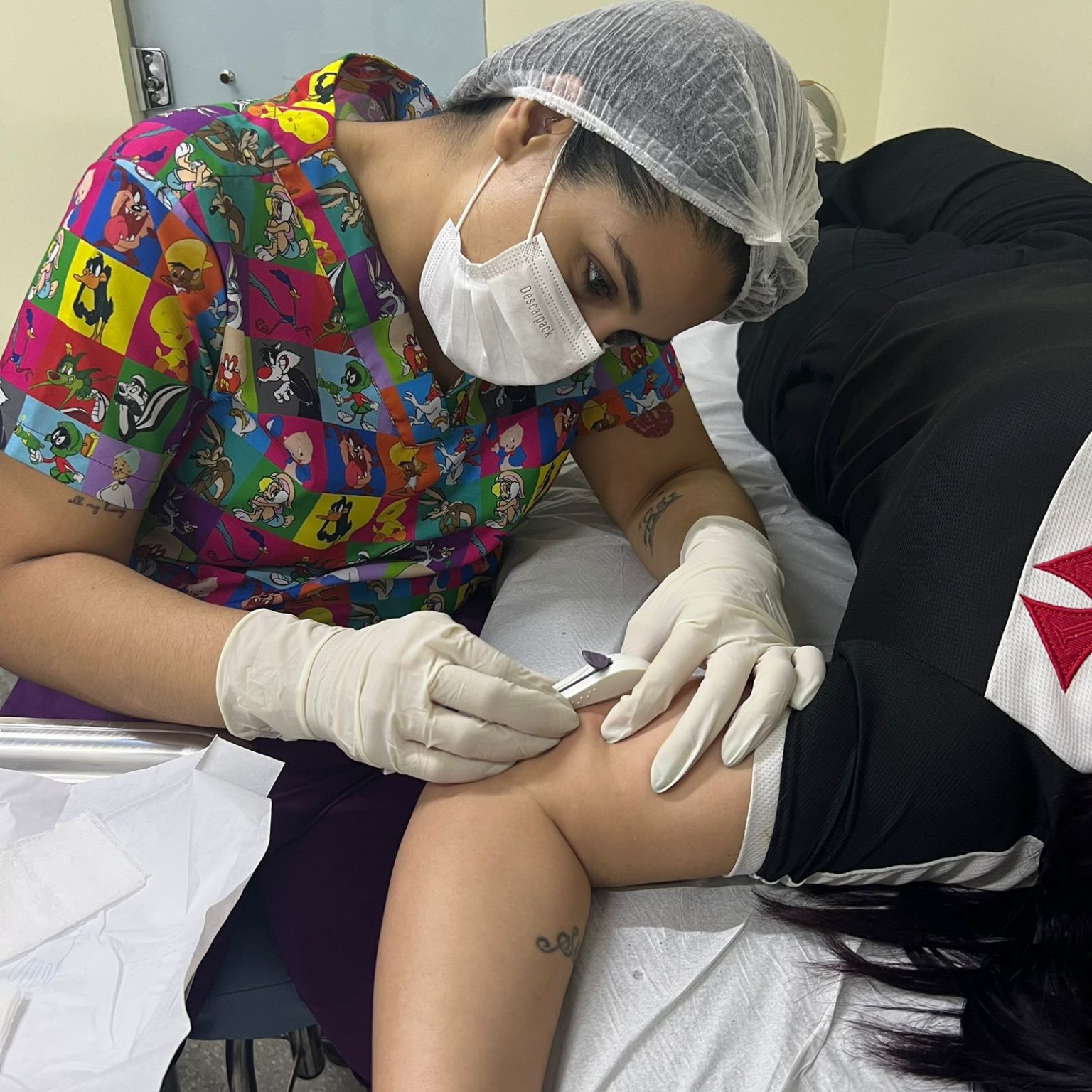 Prefeitura de Manaus entrega implante contraceptivo para 132 pessoas no sistema prisional do município