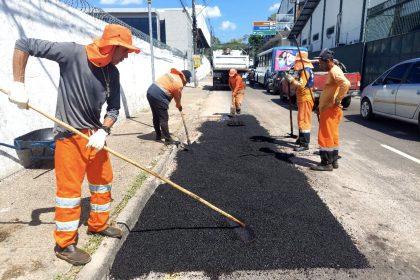 Prefeitura de Manaus conclui manutenção asfáltica na rua da Indústria e melhora trafegabilidade na Chapada