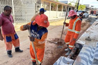 Manaus recupera cerca de 10 metros de drenagem na rua C-12 no Japiim para restaurar fluxo das águas pluviais