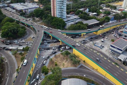 Prefeitura de Manaus intensifica obras de modernização no viaduto Miguel Arraes para ampliar segurança e acessibilidade na região