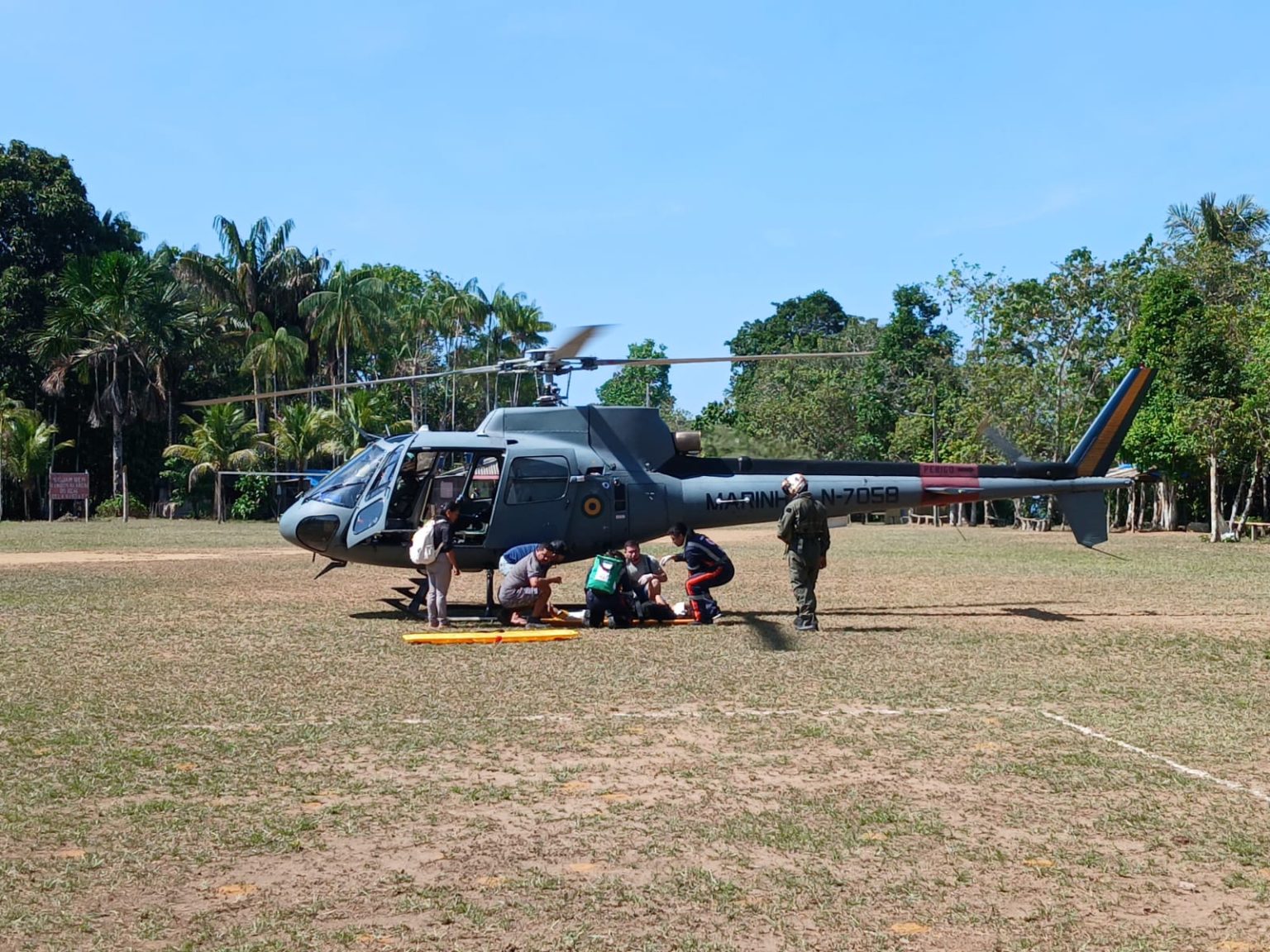 Samu realiza resgate aéreo de adolescente intoxicada em comunidade a 40 km de Manaus