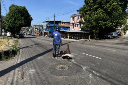 Ageman notifica Águas de Manaus após vazamentos na rede de abastecimento de água em quatro locais da cidade
