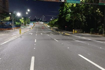 Prefeitura de Manaus intensifica sinalização viária em diversos bairros para organizar o trânsito e reduzir sinistros