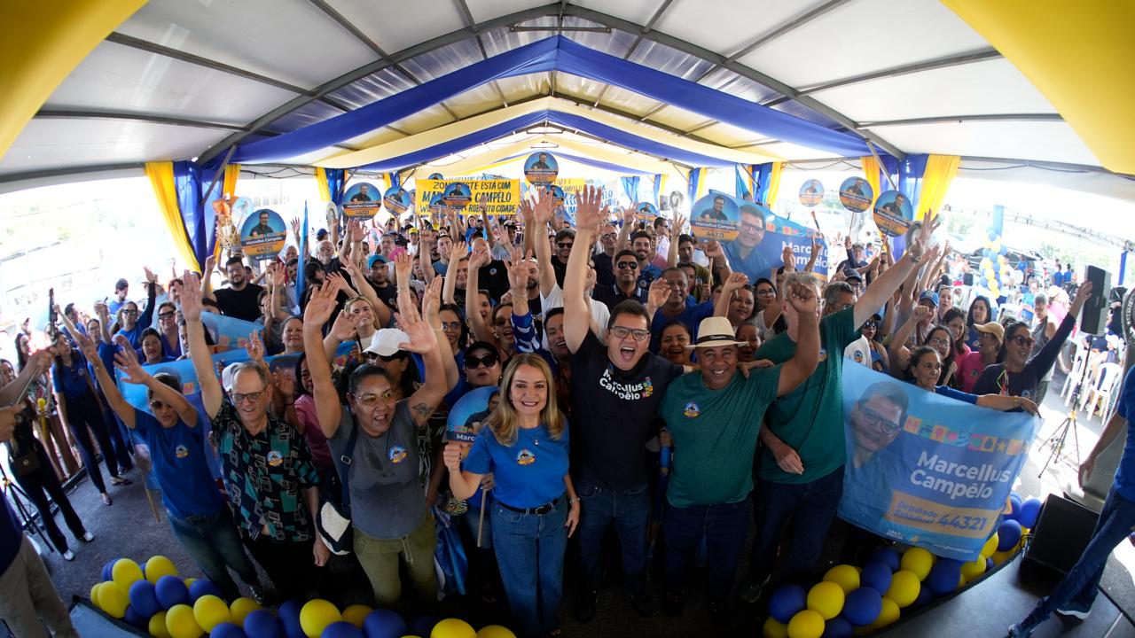 Campanha de Marcellus Campêlo larga com multidão, adesivaço e defesa de legado de mais de 400 obras