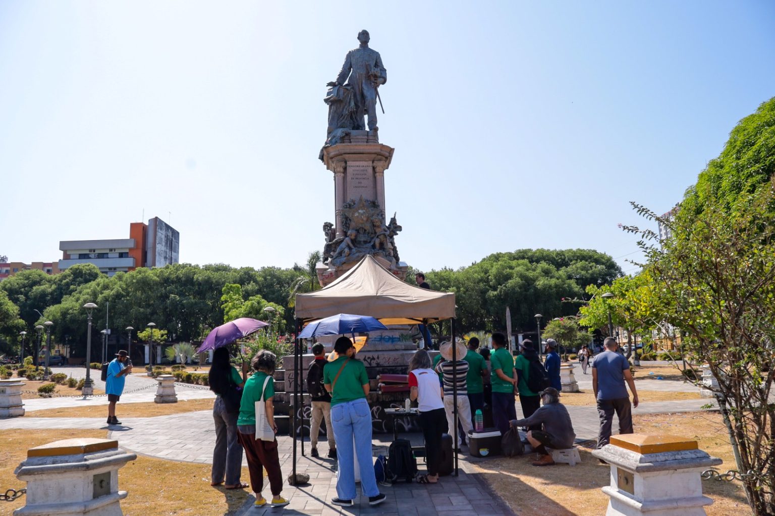 Zeladoria do patrimônio cultural realiza oficina prática na praça da Saudade em Manaus nesta quarta-feira