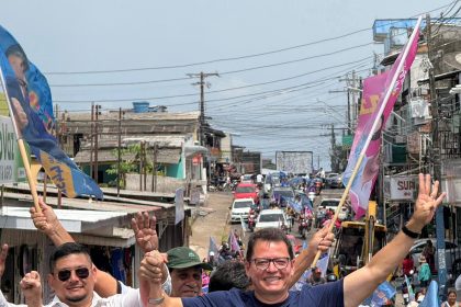 Marcellus Campêlo percorre cidades do interior, reunindo uma multidão em carreatas e reuniões comunitárias