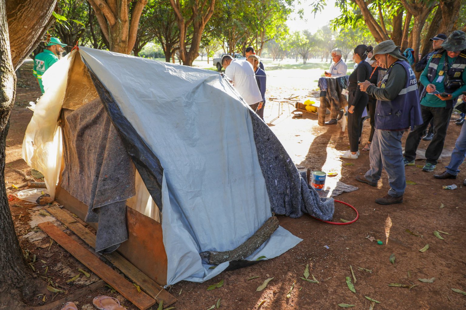 Acolhimento a pessoas em situação de rua em Taguatinga e Paranoá será oferecido nesta terça-feira (25) com divulgação prévia conforme decisão do STF