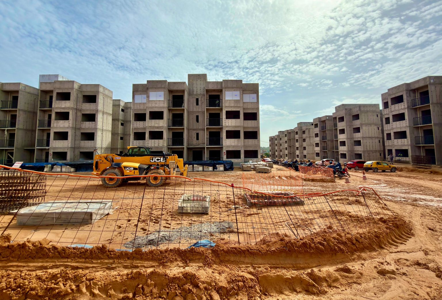 Alvarás de construção em Manaus somam 255 mil m² em julho e impulsionam licenciamento anual para quase 1 milhão