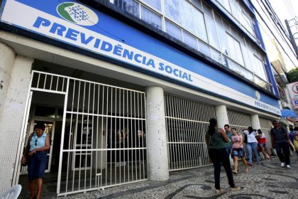 Comissão da Câmara debate fortalecimento do INSS, nomeações e efeitos da falta de servidores