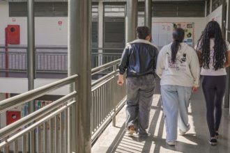 Câmara debate misoginia em escolas e universidades em audiência pública nesta quarta-feira