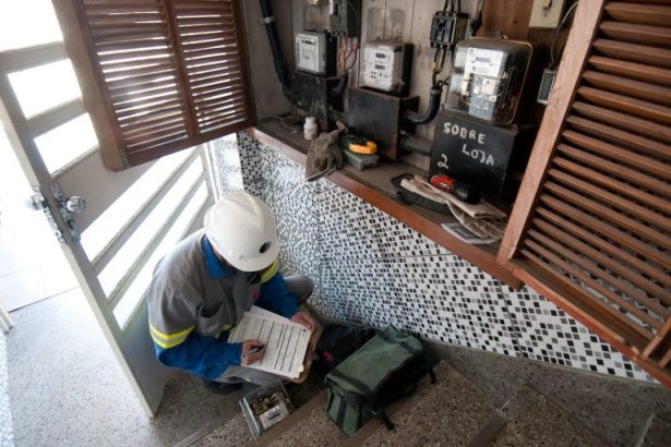 Projeto de Lei 3030/26 aumenta penas por crimes cometidos por falsa condição profissional em prestadores de serviço