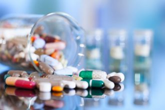 Câmara aprova ampliar cobertura de medicamentos de uso domiciliar para doenças raras e imunomediadas