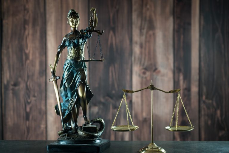 Projeto de lei 2543/26 define injeção de prompt como crime e prevê penas, auditoria e medidas de segurança em processos