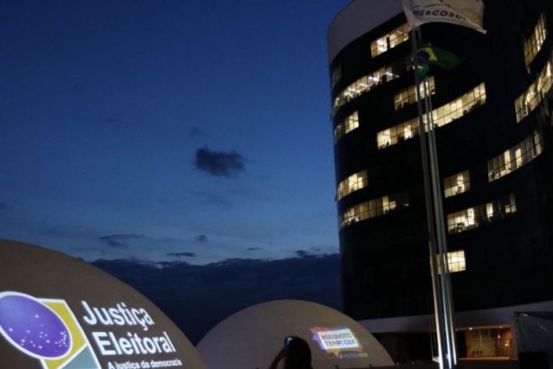 Fundo Eleitoral distribuirá cerca de R$ 5 bilhões a 30 partidos e detalha regras de uso dos recursos
