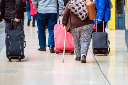Projeto de lei na Câmara propõe criminalizar discriminação por obesidade e prevê punições e campanhas educativas