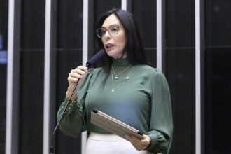 Projeto de lei propõe elevar para R$ 250 mil limite de isenção do IPI para pessoas com deficiência e autismo