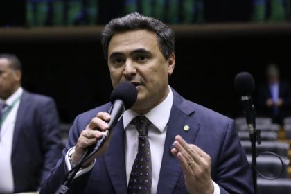 Projeto de Lei 1955/2026 propõe criação de geração livre de fumo ao restringir venda de vapes a nascidos desde 1º de janeiro de 2009