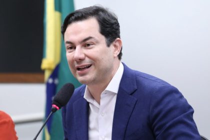 PL 753/26 inclui painéis solares e baterias na logística reversa e obriga fabricantes a recolher e reciclar