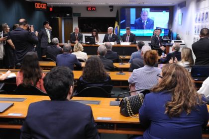 Comissão Externa sobre Pirataria analisa relatório parcial em reunião da Câmara nesta terça-feira