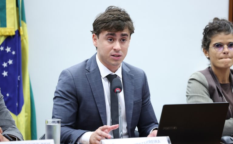 Projeto de Lei obriga unidades do SUS a aceitar exames da rede privada e pode reduzir filas de cirurgias
