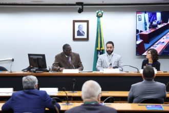 Inclusão digital é posicionada como pilar essencial da reurbanização de favelas e periferias