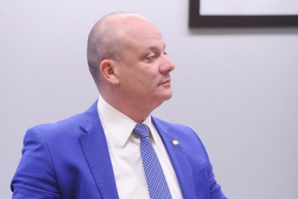 Conselho de Ética aprova prosseguimento de representação contra Erika Hilton por post na plataforma X em março