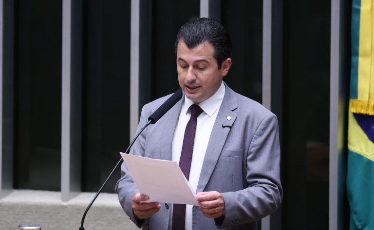 Câmara aprova avaliação periódica da saúde da mulher pelo SUS e envia projeto à sanção