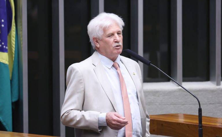 Plenário da Câmara aprova Semana Nacional da Empresa Júnior e projeto vai à sanção presidencial