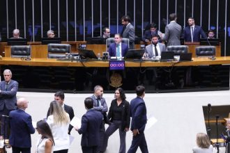 Câmara aprova ratificação de acordo internacional para prevenir pesca ilegal por meio do controle dos portos