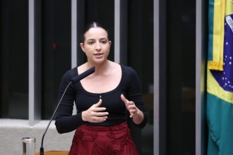 Câmara aprova MP 1366/26 que libera financiamento de veículos para motoristas e segue ao Senado