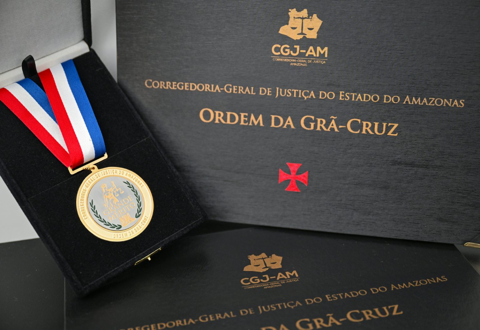 Corregedoria-Geral do Amazonas regulamenta indicações para Medalha da Ordem da Grã-Cruz e anuncia nova outorga em 2026