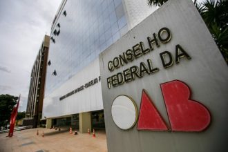 Lei 15.511/26 altera a estrutura do Conselho Federal da OAB e cria novos cargos na diretoria para reorganizar a entidade