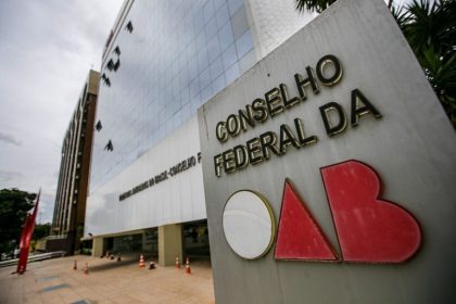 Lei 15.511/26 altera a estrutura do Conselho Federal da OAB e cria novos cargos na diretoria para reorganizar a entidade