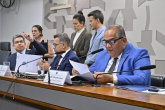 Comissão mista aprova aumento do adicional de fronteira e amplia indenização para servidores em áreas de fronteira e Amazônia Legal