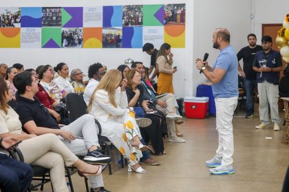 Educação integrada reúne famílias e técnicos em Manaus para discutir acolhimento e inclusão das crianças neuroatípicas