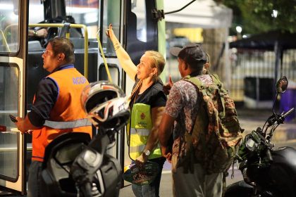 Prefeitura de Manaus integra fiscalização, orientação e mobilidade no SouManaus Passo a Paço 2026 no centro histórico