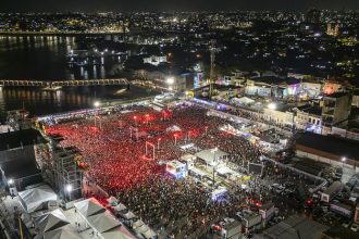 Última noite do SouManaus Passo a Paco 2026 reúne milhares no Centro Histórico de Manaus e encerra festival