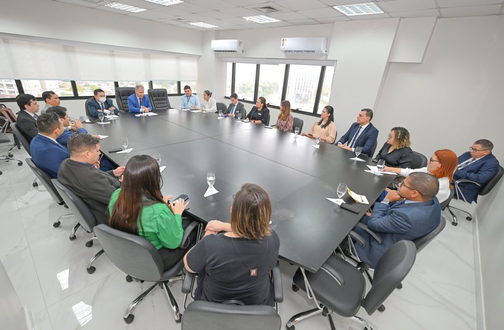 Tribunal do Amazonas reúne grandes litigantes para organizar Semana Nacional da Conciliação 2026