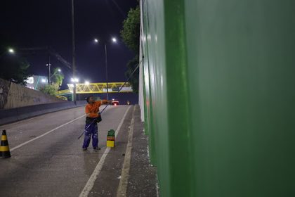Prefeitura de Manaus inicia modernização do viaduto Professora Lilá Borges de Sá com pintura e arte urbana