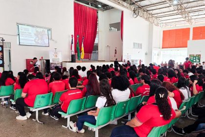 TRT da 11ª Região promove ação contra capacitismo e assédio a estudantes em Codajás