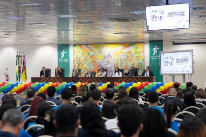 TRT-11 encerra Semana da Aprendizagem Profissional 2026 em Manaus com feira e debates sobre inclusão